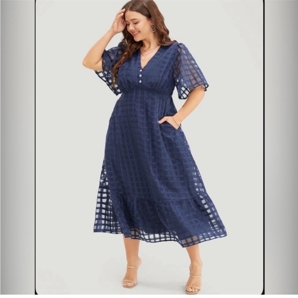 BloomChic Beautiful Dark Blue Weave Patterned Pocket Dress - Picture 7 of 8